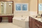 Pointer Mountainbathroom-renovations-5old.jpg; ?>
